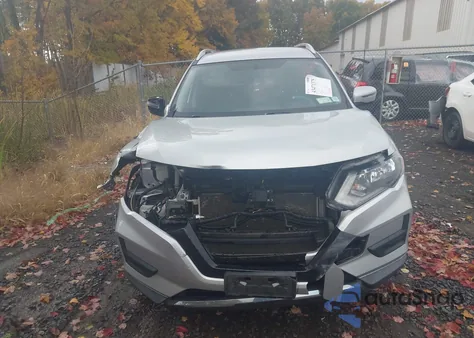 2018 Nissan Rogue Sv z USA, uszkodzony, nr VIN KNMAT2MV0JP577312